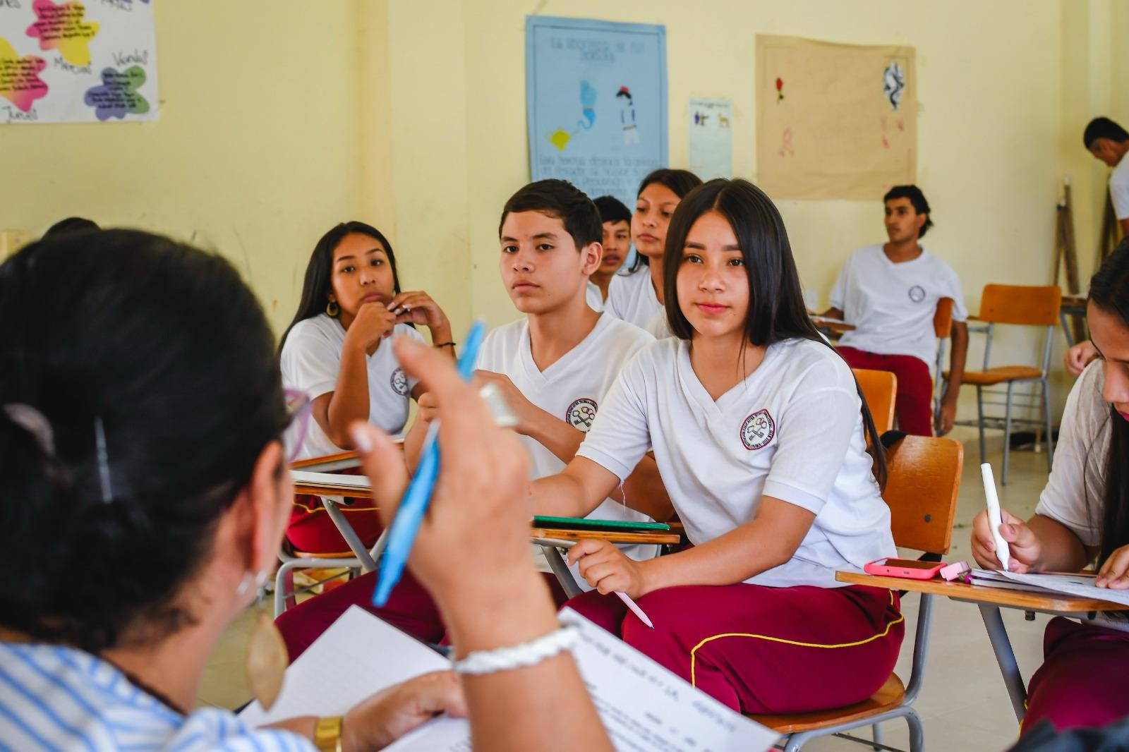 SUTET-SIMATOL Respalda la innovación en la educación, pero exige garantías en la implementación del Saber con la IA