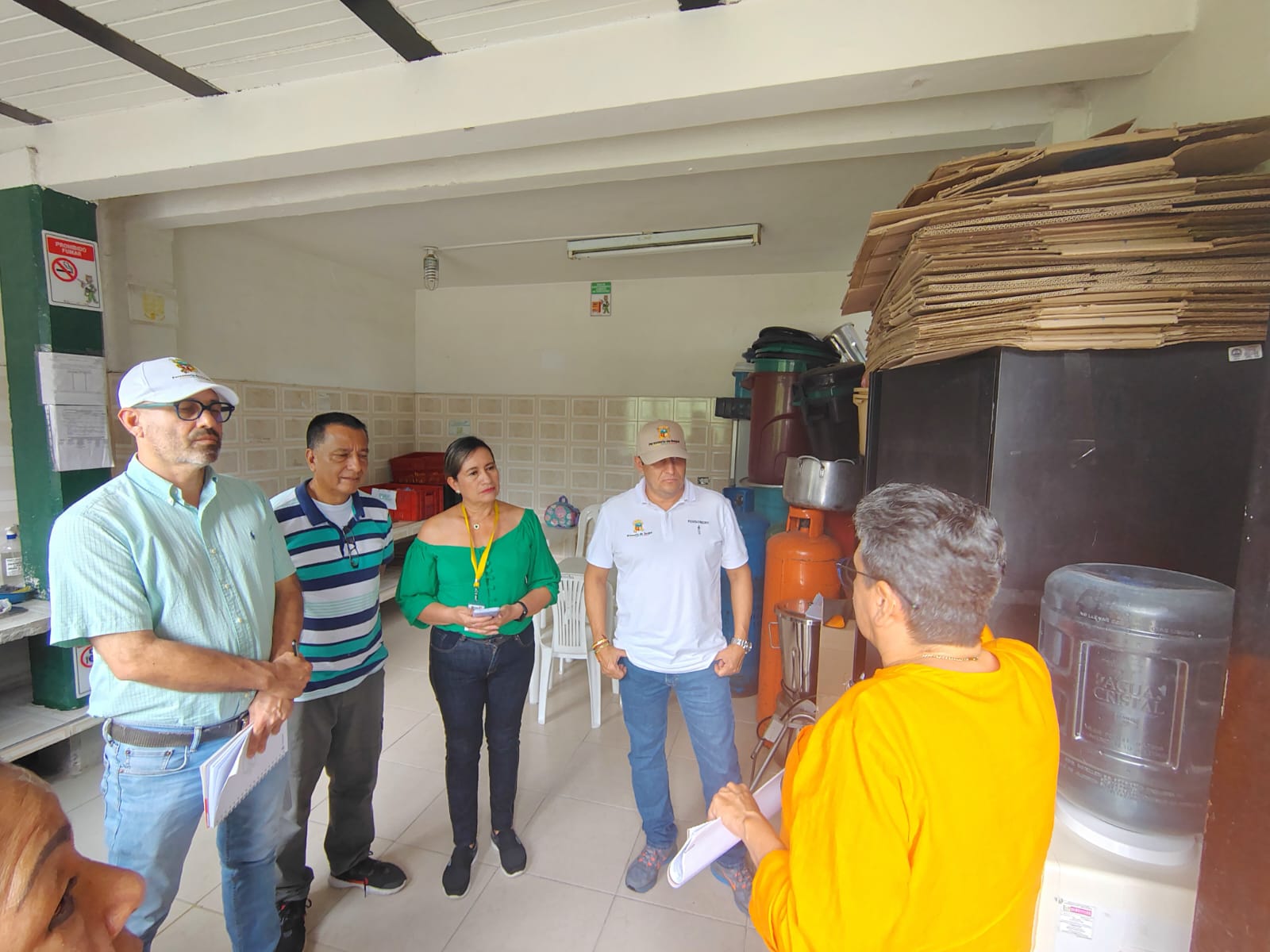 Grave déficit en la entrega de refrigerios en la Institución Educativa Alberto Castilla: Solo 57 raciones para 700 estudiantes