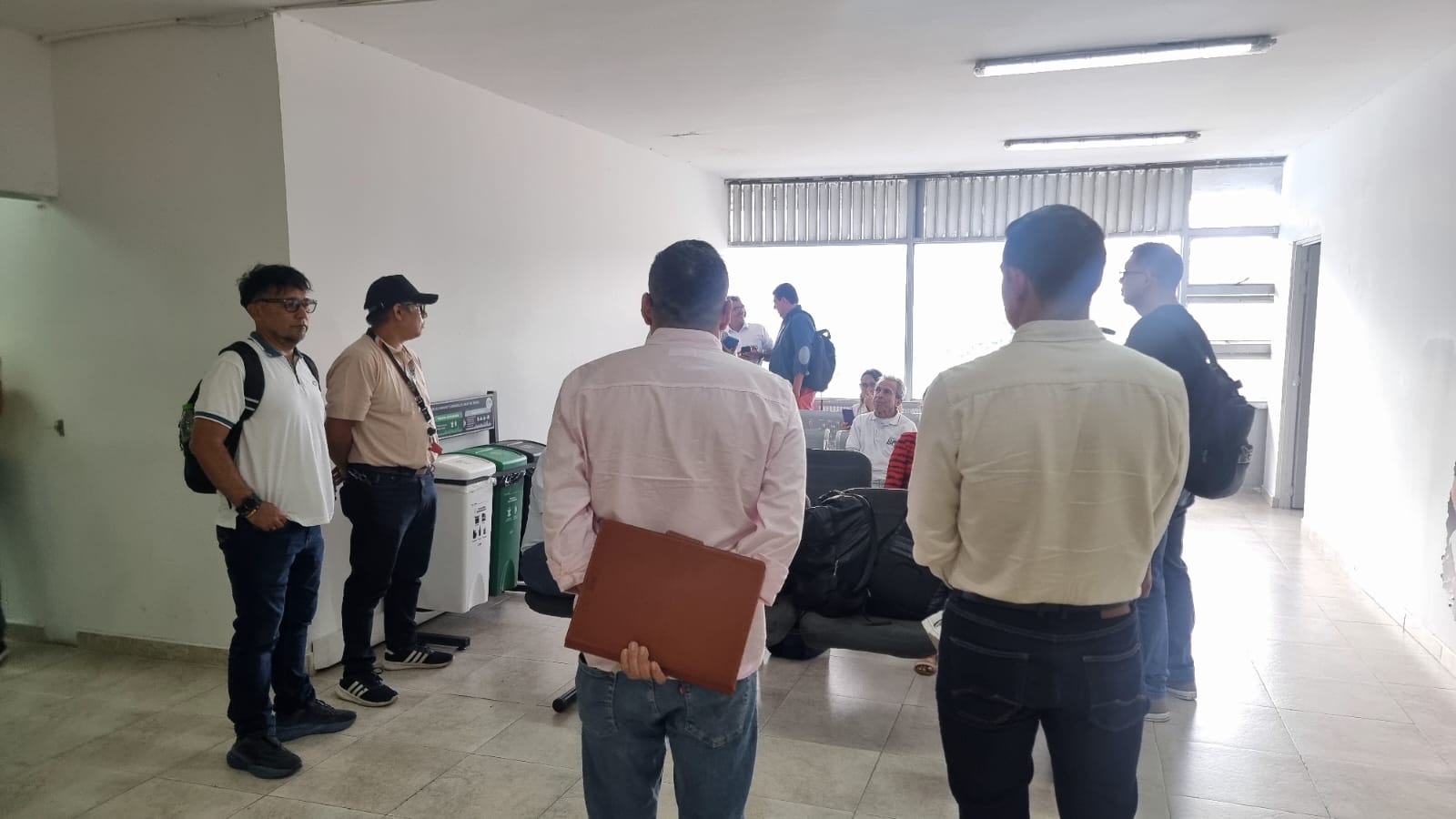 SUTET – SIMATOL exige respeto por la estabilidad Docente en el Líbano.